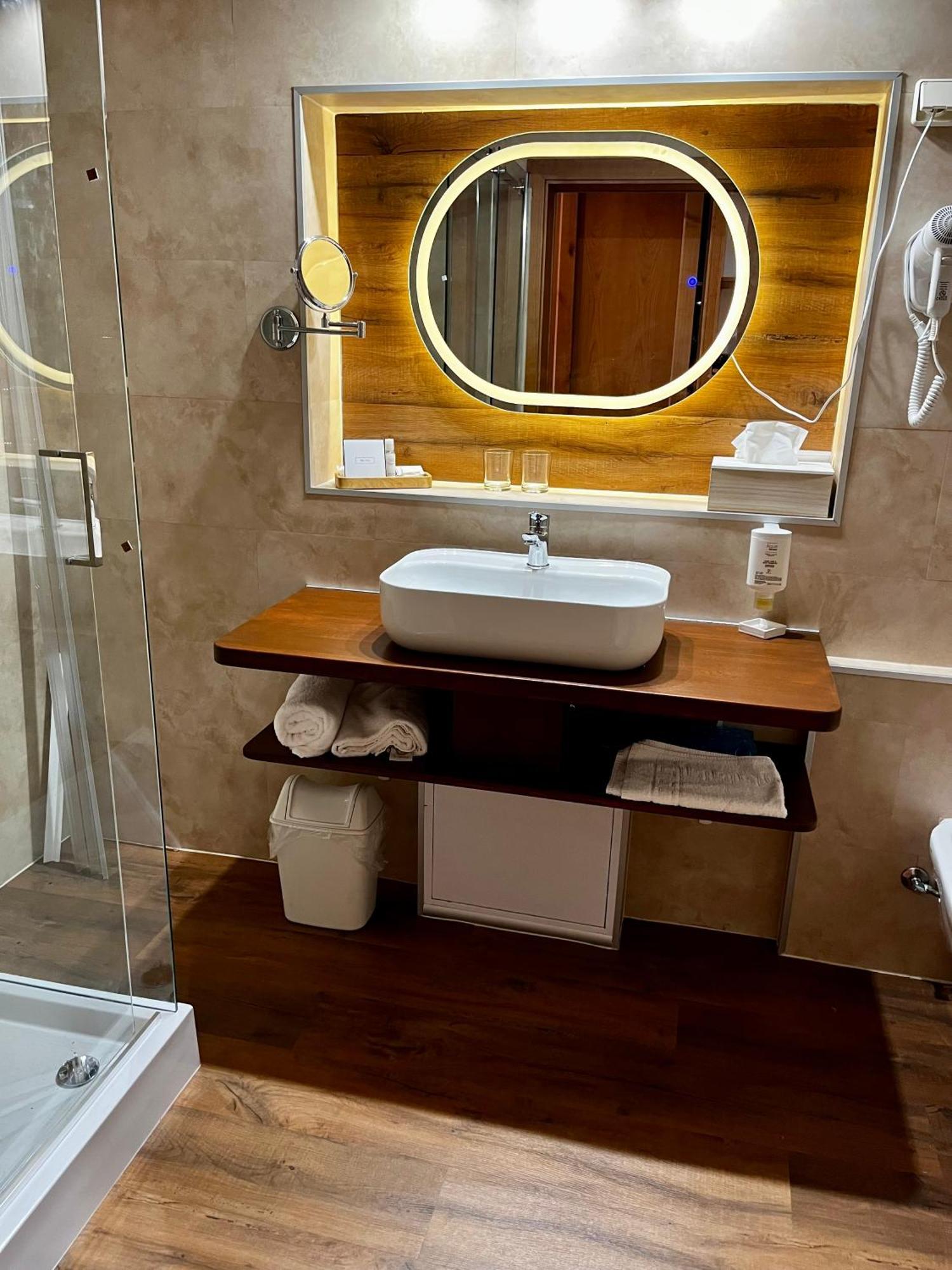 Wellness Hotel Kager Harkány Eksteriør billede